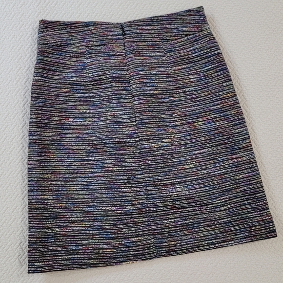 Loft Multicolor Tweed Skirt Brass Tone Buttons Size 00 Petite - Picture 9 of 14